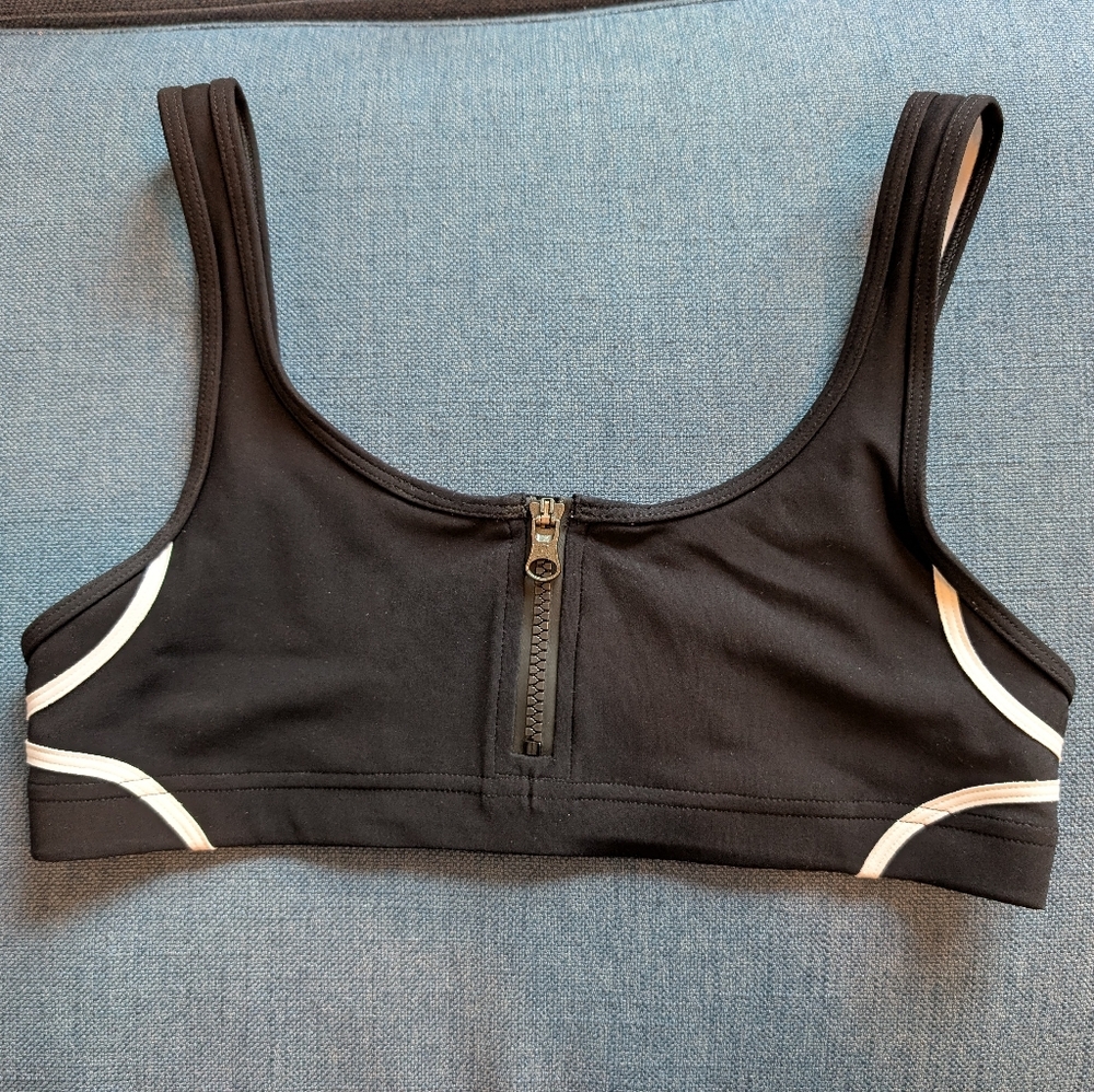 Lululemon Sweat 2 Swim Fast Sports Bra Bikini Black White Graphic Zip Front Sz 8